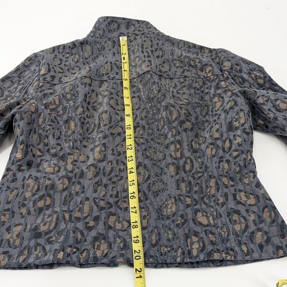 Linear Metallic Vintage Glam Cheetah Print Zip Up Gray Jacket Size Medium Petite - Picture 7 of 7